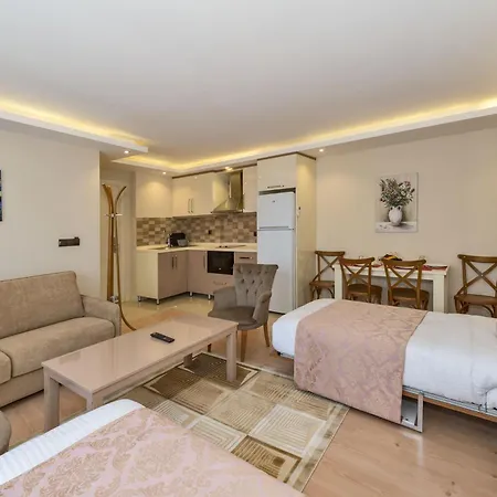 Sunlit 3* Istambul