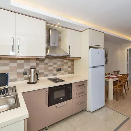 Sunlit Apart Otel 3*