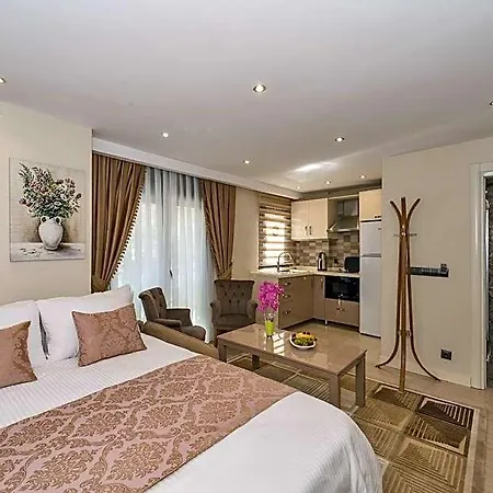 Ξενοδοχείο με διαμερίσματα Sunlit 3*